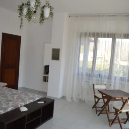 Bed & Breakfast Tra Mare E Marmo 3*