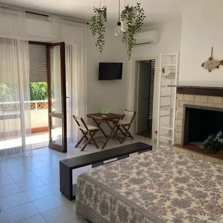 Tra Mare E Marmo فندق مبيت وإفطار مارينا دي كارّارا