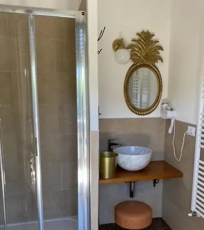 Bed & Breakfast Tra Mare E Marmo 3*