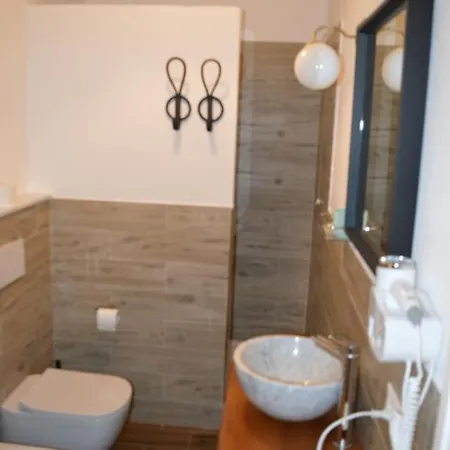 Bed & Breakfast Tra Mare E Marmo 3*