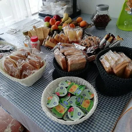 Bed & Breakfast Tra Mare E Marmo 3*