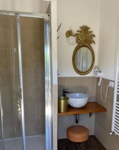 Bed & Breakfast Tra Mare E Marmo 3*