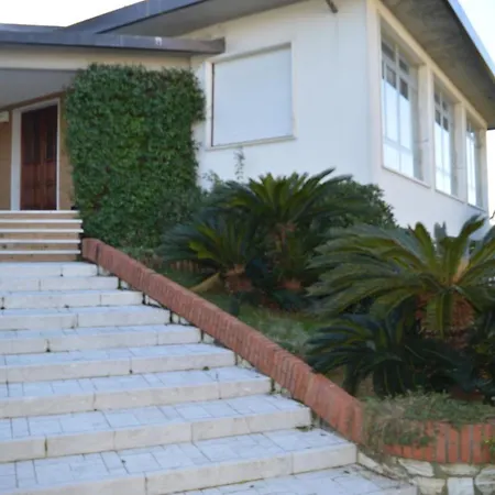 Tra Mare E Marmo Marina Di Carrara