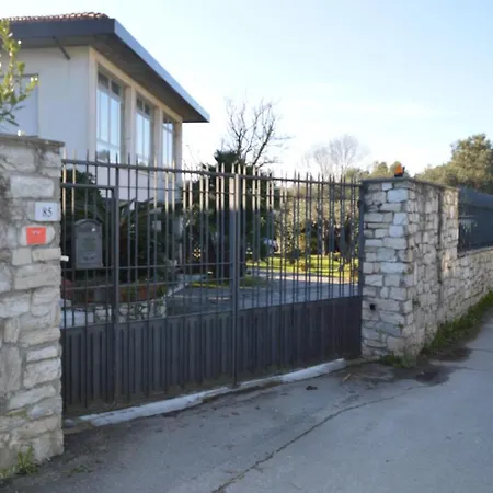 Tra Mare E Marmo Bed and breakfast