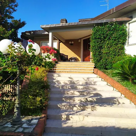 Tra Mare E Marmo Bed and Breakfast 3*