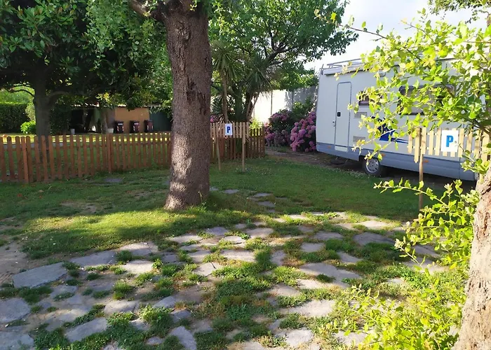 Tra Mare E Marmo Marina Di Carrara