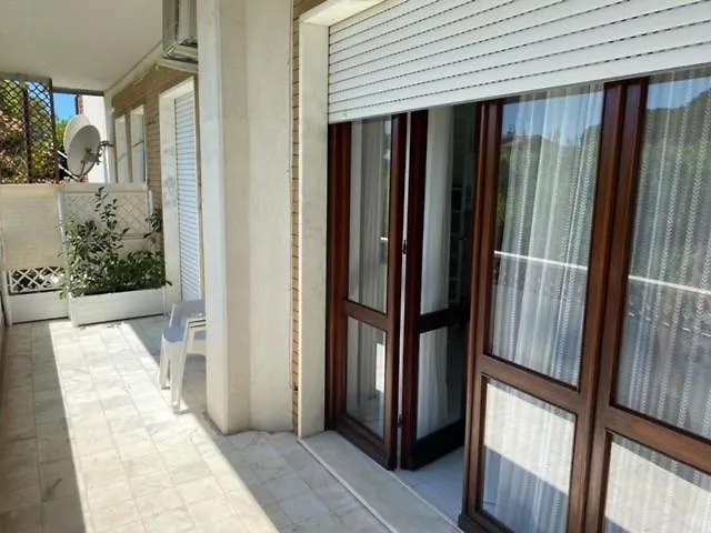 Tra Mare E Marmo Bed and breakfast